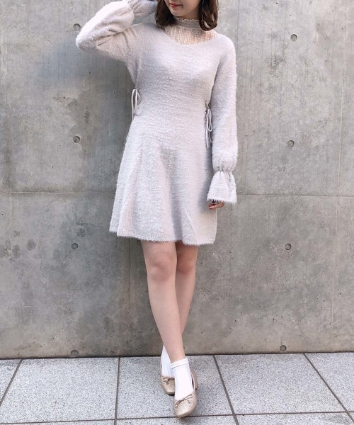 one after another NICE CLAUP（ワンアフターアナザーナイスクラップ）の「ドットチュールシアートップス（Tシャツ/カットソー・レディース・オフホワイト/ライトベージュ/グリーン系その他・FREE）」の8枚目の写真