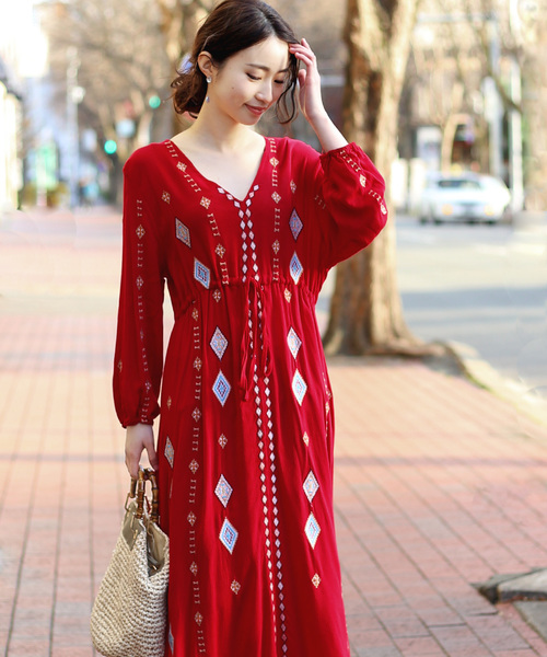 人気no 1 品質満点 の刺繍ロングワンピース ワンピース Jeloud ｗｅｂ限定 Bou ワンピース Bab セール Bou Jeloud バブブージュルード のファッション