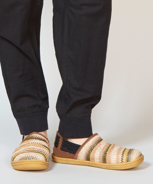 チャイハネ（チャイハネ）の「【チャイハネ】カラフルボーダーワラチ風スリッポン メンズサイズ（スリッポン・メンズ・ブラック/ブラウン/ワインレッド・M/L）」の3枚目の写真