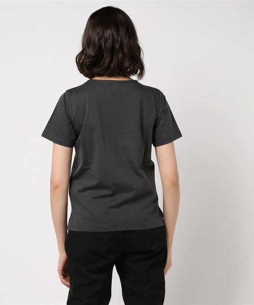 Petit Honfleur(プチオンフルール)の「◇カタログ掲載◇ロゴプリントTシャツ(Tシャツ/カットソー・レディース・ホワイト/チャコールグレー/ネイビー/マスタード・L size/M size)」の6枚目の写真