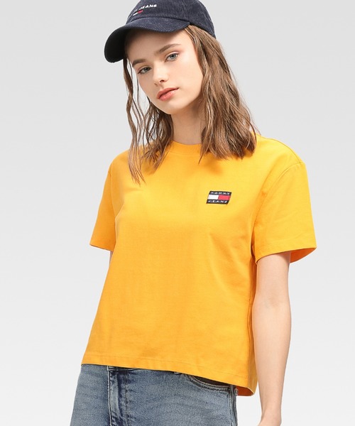 tommy jeans(トミー ジーンズ)の「オーバーサイズ バッジ Tシャツ(Tシャツ/カットソー・レディース・ホワイト/ブラック/ネイビー/レッド/ピンク/グレー/レッド系その他/ピンク系その他/ライトブルー/イエロー/オレンジ/ブラック系その他/イエロー系その他/コーラルピンク/ホワイト系その他/ピンク系その他2/グレー系その他・SMALL/MEDIUM/LARGE/X-SMALL)」の9枚目の写真
