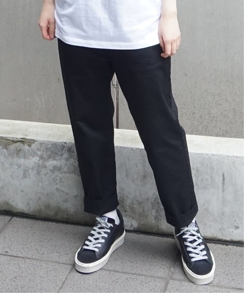 JOURNAL STANDARD LUXE（ジャーナルスタンダード　ラックス）の「コンパクトチノストレッチ サルエルパンツ◆（チノパンツ・レディース・ブラック/チャコールグレー/ベージュ・SMALL/MEDIUM/LARGE）」の2枚目の写真