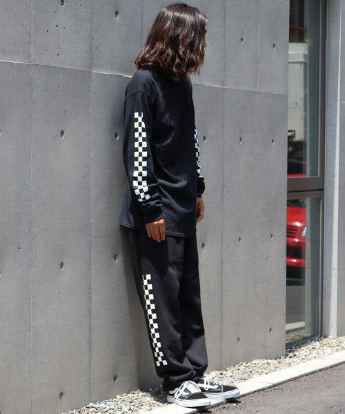 VANS(バンズ)の「VANS/ヴァンズ Checker L/S T-Shirt(Tシャツ/カットソー・メンズ・ホワイト/ブラック/ネイビー・M/L/XL/S)」の13枚目の写真