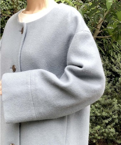 archives（アルシーヴ）の「ノーカラーモッサウールコート（その他アウター・レディース・ブラック/オフホワイト/ブルー・MEDIUM）」の17枚目の写真