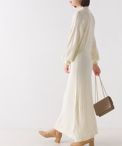 marle（マルレ）の「R/N フリルセットアップ風ニットワンピース（ワンピース・レディース・アイボリー/グレー/チャコールグレー/キャメル/カーキ/ネイビー/ベージュ・FREE）」の13枚目の写真