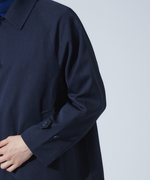 ABAHOUSE GRAY(アバハウスグレイ)の「【展開店舗限定】ツイルシングルラグランコート(ステンカラーコート・メンズ・ベージュ/ダークネイビー・46/48/50)」の8枚目の写真