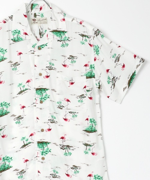 Lazar（ラザル）の「レーヨン オープンカラー アロハシャツ/総柄シャツ（シャツ/ブラウス・メンズ・ブラック系その他3/ブラック系その他5/ブルー系その他2/ブラック系その他2/ダークグリーン/ホワイト系その他3/ブラック系その他/ホワイト系その他/ホワイト系その他2/ホワイト系その他5/ネイビー/ミント/ピンク/イエロー/オレンジ/ホワイト系その他4/グリーン/ブルー系その他/オフホワイト/ホワイト系その他6/ベージュ/ブラック/ブラック系その他4/ホワイト系その他7・S/M/L/LL）」の2枚目の写真