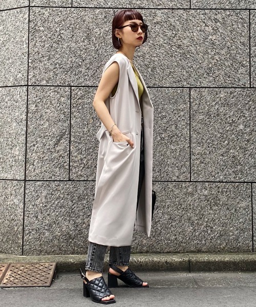 PAGEBOY（ページボーイ）の「ロングジレ（ダウンジャケット/コート・レディース・ブラック/グレイッシュベージュ・FREE）」の19枚目の写真