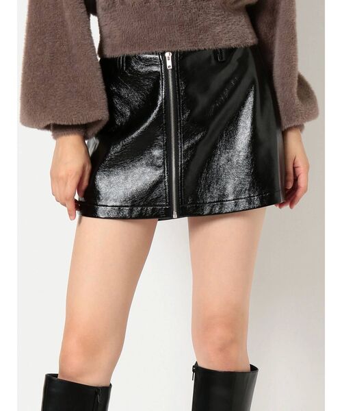GYDA（ジェイダ）の「パテントフェイクレザースカートライクショーパン  