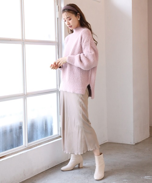 one after another NICE CLAUP(ワンアフターアナザーナイスクラップ)の「ハイネックフェザーニット(ニット/セーター・レディース・アイボリー/モカ/スモークピンク/ピンクベージュ/コーラル・FREE)」の16枚目の写真