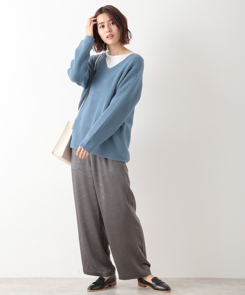 LEPSIM（レプシィム）の「7GルーズVネックニット　923927（ニット/セーター・レディース・ブラック/ベージュ/イエロー/ブルー・FREE）」の9枚目の写真