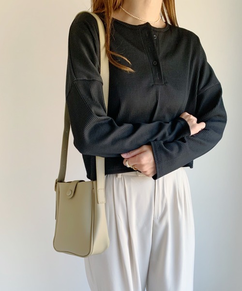 CLEA（クレア）の「ポーチ付スクエアミニショルダー（ショルダーバッグ・レディース・ホワイト/ブラック/オリーブ・FREE）」の11枚目の写真