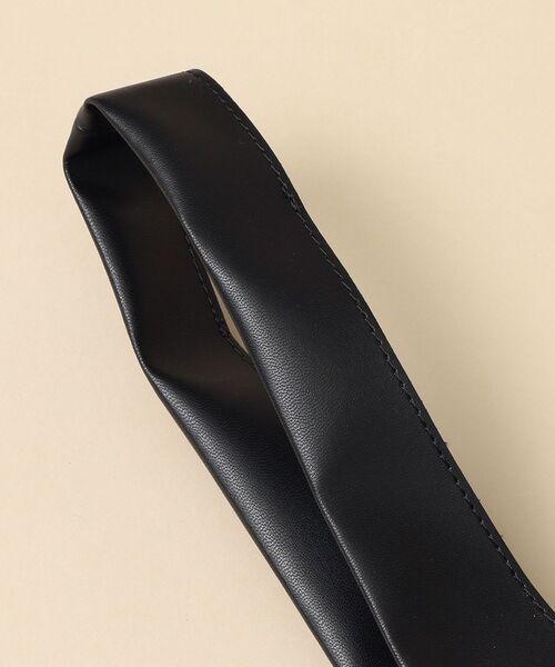 SHIPS（シップス）の「SHIPS: フェイクレザー ショッピングバッグ L（エコバッグ/サブバッグ・メンズ・ブラック・ONE SIZE）」の8枚目の写真