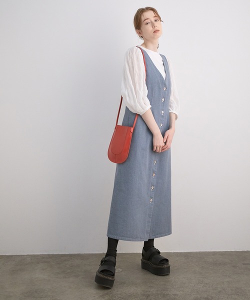 MADEMOISELLE ROPE'(マドモアゼル ロペ)の「【秋まで使える】アップサイクルデニムワンピース(ワンピース・レディース・ブルー・38/36)」の7枚目の写真