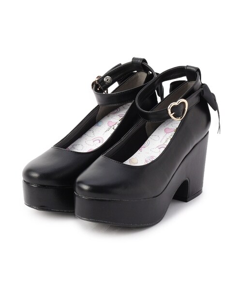 cs T&P（シーエスティーアンドピー）の「ハートストラップバックリボンパンプス（パンプス・レディース・ブラック/ネイビー系6/ホワイト・LL/S/L/M）」の2枚目の写真