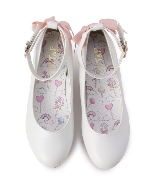 cs T&P（シーエスティーアンドピー）の「ハートストラップバックリボンパンプス（パンプス・レディース・ブラック/ネイビー系6/ホワイト・LL/S/L/M）」の7枚目の写真