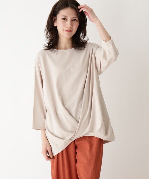 SHOO・LA・RUE（シューラルー）の「◆【S-LL】裾タックプルオーバー（Tシャツ/カットソー・レディース・ブラック/ベージュ/ナチュラル/グレー系その他3/ホワイト系3/ピンク系・01/02/03/04）」の5枚目の写真