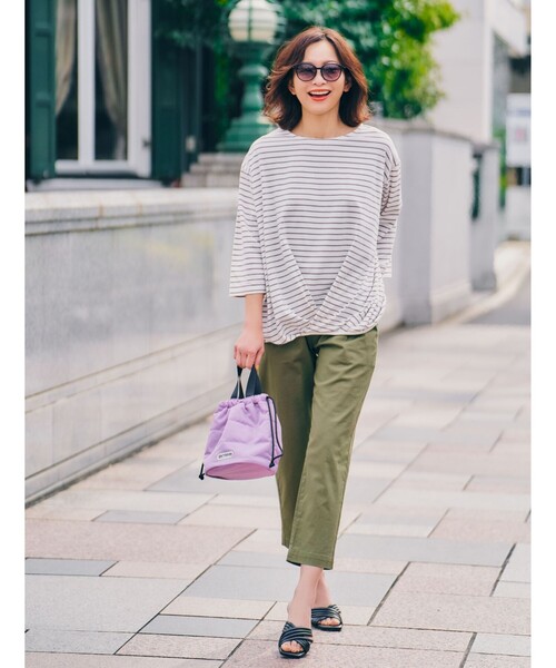 SHOO・LA・RUE（シューラルー）の「◆【S-LL】裾タックプルオーバー（Tシャツ/カットソー・レディース・ブラック/ベージュ/ナチュラル/グレー系その他3/ホワイト系3/ピンク系・01/02/03/04）」の11枚目の写真