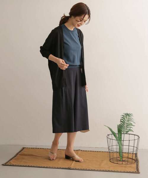 URBAN RESEARCH DOORS（アーバンリサーチドアーズ）の「リネンロングカーディガン（カーディガン/ボレロ・レディース・ブラック/グリーン/ベージュ・ONE）」の15枚目の写真