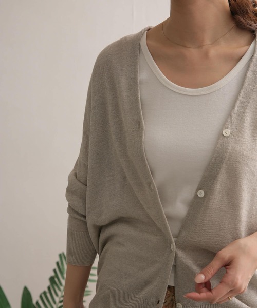 URBAN RESEARCH DOORS（アーバンリサーチドアーズ）の「リネンロングカーディガン（カーディガン/ボレロ・レディース・ブラック/グリーン/ベージュ・ONE）」の19枚目の写真