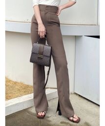 マークウエストフレアパンツ