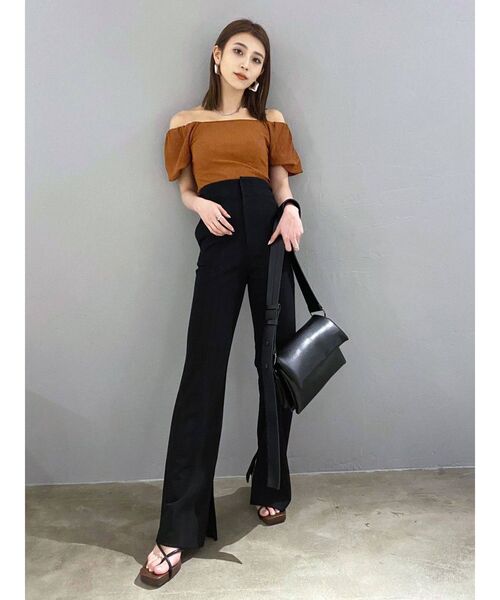 EMODA（エモダ）の「マークウエストフレアパンツ（その他パンツ・レディース・アイボリー/ブラウン/ブラック・SMALL/MEDIUM）」の8枚目の写真