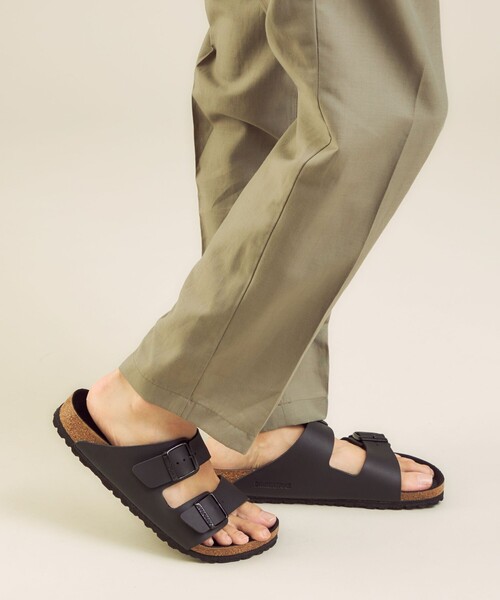 BIRKENSTOCK（ビルケンシュトック）の「＜BIRKENSTOCK＞Arizona Birko-Flor サンダル（サンダル・メンズ・ホワイト/ブラック・40/42/41/43）」の9枚目の写真