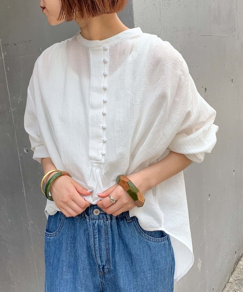 CIAOPANIC TYPY（チャオパニックティピー）の「【ZOZOTOWN限定】バンドカラーギャザーボイルブラウス（シャツ/ブラウス・レディース・ブラック/オフホワイト/グリーン/グレイッシュベージュ/イエロー・ONE SIZE）」の8枚目の写真