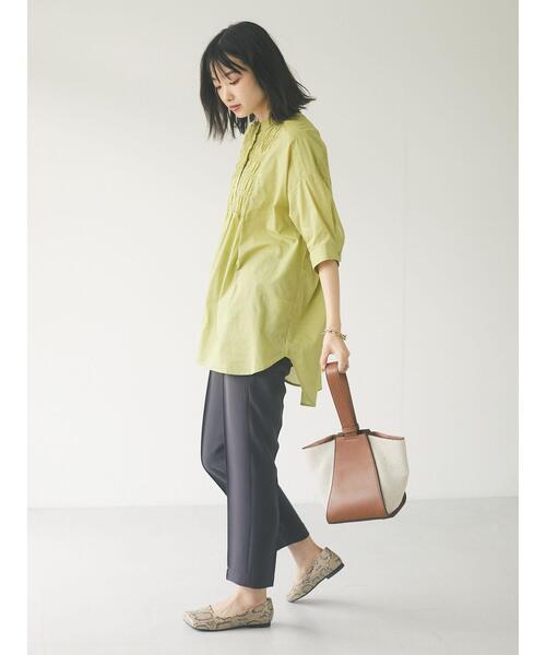 CRAFT STANDARD BOUTIQUE（クラフトスタンダードブティック）の「シャーリングヤーンチュニックシャツ　＊（シャツ/ブラウス・レディース・ライトブルー/オフホワイト/イエロー/モカ・FREE）」の13枚目の写真