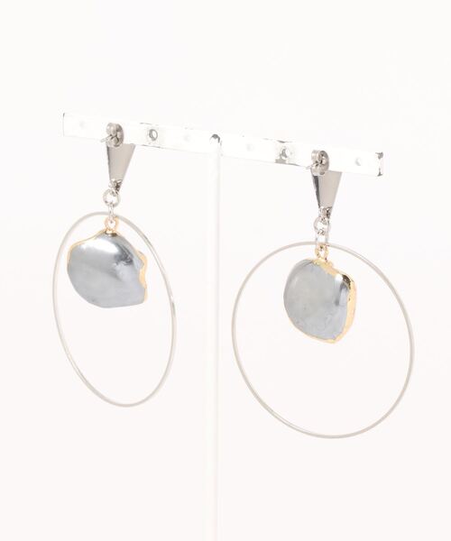 tone(トーン)の「【BOW】バロックシェルフープピアス(MA)(ピアス(両耳用)・レディース・シルバー・FREE)」の2枚目の写真