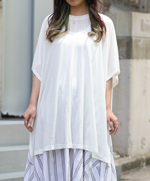 ARCANUM DESIGN（アルカナムデザイン）の「ARL 前後２WAYポンチョ風トップス（Tシャツ/カットソー・レディース・ホワイト/ブラック/ブルー・FREE）」の4枚目の写真