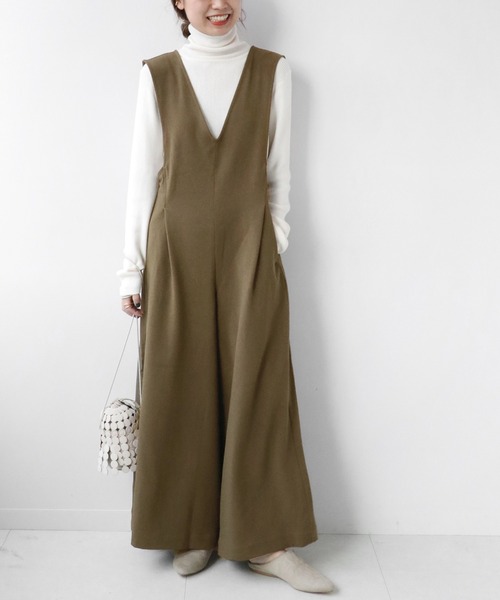 JOURNAL STANDARD relume（ジャーナルスタンダード　レリューム）の「ウォッシャブルTRワイドサロペット◆（サロペット/オーバーオール・レディース・ブラック/カーキ・36/38）」の2枚目の写真