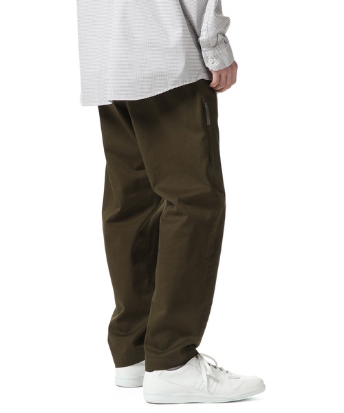 uniform experiment（ユニフォームエクスペリメント）の「STRETCH CHINO SIDE POCKET TAPERED PANTS（チノパンツ・メンズ・ブラック/ベージュ/カーキ・1/2/4/3）」の21枚目の写真