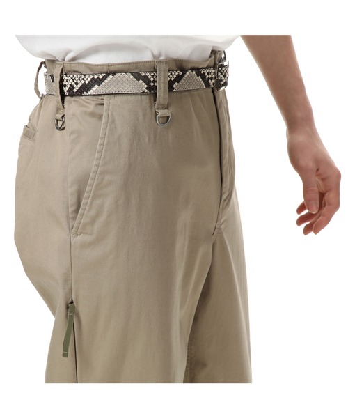 uniform experiment（ユニフォームエクスペリメント）の「STRETCH CHINO SIDE POCKET TAPERED PANTS（チノパンツ・メンズ・ブラック/ベージュ/カーキ・1/2/4/3）」の16枚目の写真