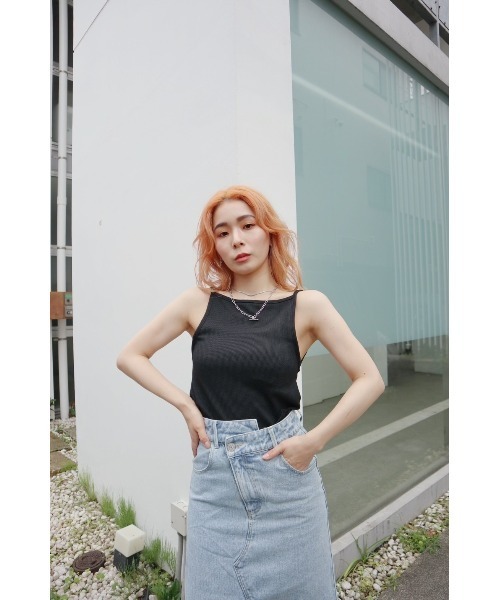 FIG&VIPER（フィグアンドバイパー）の「バックVネックブラTOP（チューブトップ・レディース・ブラック/ベージュ・FREE）」の5枚目の写真