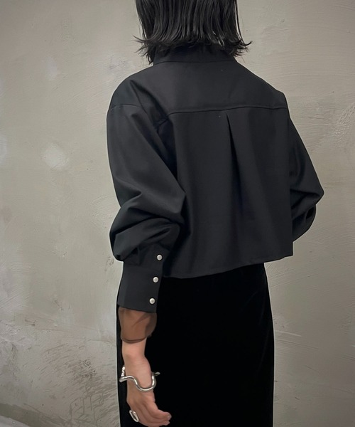 &g'aime(アンジェム)の「【&g'aime】フロントジッパーショートブラウス(シャツ/ブラウス・レディース・ブラック/チャコールグレー/グレイッシュベージュ・FREE)」の11枚目の写真