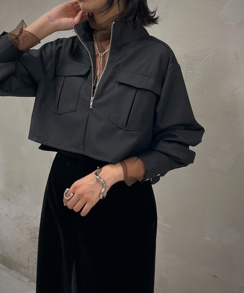 &g'aime(アンジェム)の「【&g'aime】フロントジッパーショートブラウス(シャツ/ブラウス・レディース・ブラック/チャコールグレー/グレイッシュベージュ・FREE)」の6枚目の写真