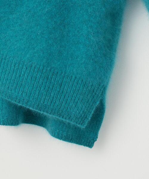 EMMEL REFINES（エメルリファインズ）の「＜EMMEL REFINES（エメル リファインズ）＞EM fluffy タートルプルオーバー（ニット/セーター・レディース・ベージュ/ネイビー/ブラウン/ターコイズブルー/ライトピンク・FREE）」の10枚目の写真