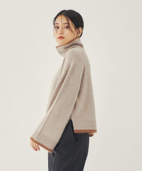 EMMEL REFINES（エメルリファインズ）の「＜EMMEL REFINES（エメル リファインズ）＞EM fluffy タートルプルオーバー（ニット/セーター・レディース・ベージュ/ネイビー/ブラウン/ターコイズブルー/ライトピンク・FREE）」の21枚目の写真