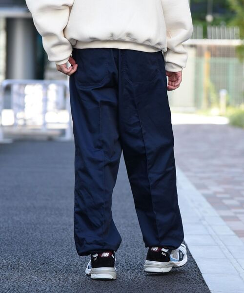 MACOBER（マコバ）の「【SHIPS別注】MACOBER: TC ドローストリングス ワイド イージー パンツ（チノパンツ・メンズ・ネイビー/グレー/オレンジ/ブルー・SMALL/MEDIUM/LARGE）」の19枚目の写真