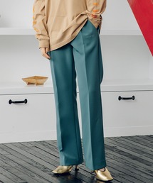 CENTER PRESSED PANTS