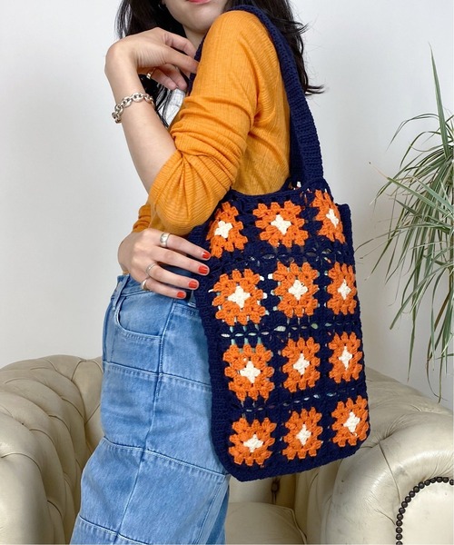 Oriens JOURNAL STANDARD（オリエンス ジャーナルスタンダード）の「クロシェニットトートバッグ◆（トートバッグ・レディース・ブラック/ブラウン/ネイビー・FREE）」の3枚目の写真