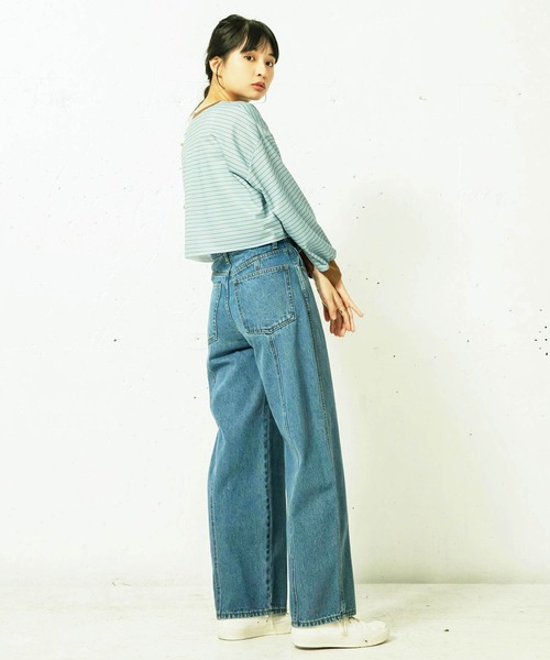 mikke（ミッケ）の「裏毛ボーダー 配色パイピング クロップドトップス/リンガーロンT（Tシャツ/カットソー・レディース・オフホワイト/イエロー/ブルー・FREE）」の17枚目の写真