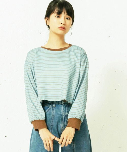 mikke（ミッケ）の「裏毛ボーダー 配色パイピング クロップドトップス/リンガーロンT（Tシャツ/カットソー・レディース・オフホワイト/イエロー/ブルー・FREE）」の22枚目の写真