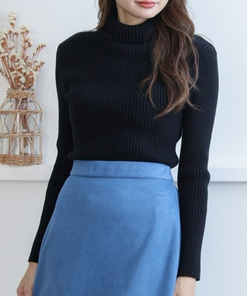 clear（クリア）の「ハイネックベーシックリブニットトップス（ニット/セーター・レディース・ブラック/グリーン/アイボリー/マスタード/ターコイズブルー/グレイッシュベージュ/ワインレッド・F）」の2枚目の写真