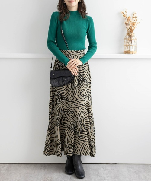 clear（クリア）の「ハイネックベーシックリブニットトップス（ニット/セーター・レディース・ブラック/グリーン/アイボリー/マスタード/ターコイズブルー/グレイッシュベージュ/ワインレッド・F）」の14枚目の写真