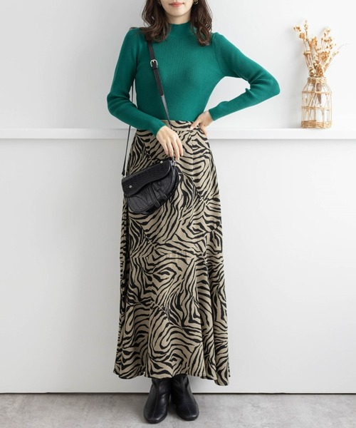 clear（クリア）の「ハイネックベーシックリブニットトップス（ニット/セーター・レディース・ブラック/グリーン/アイボリー/マスタード/ターコイズブルー/グレイッシュベージュ/ワインレッド・F）」の15枚目の写真