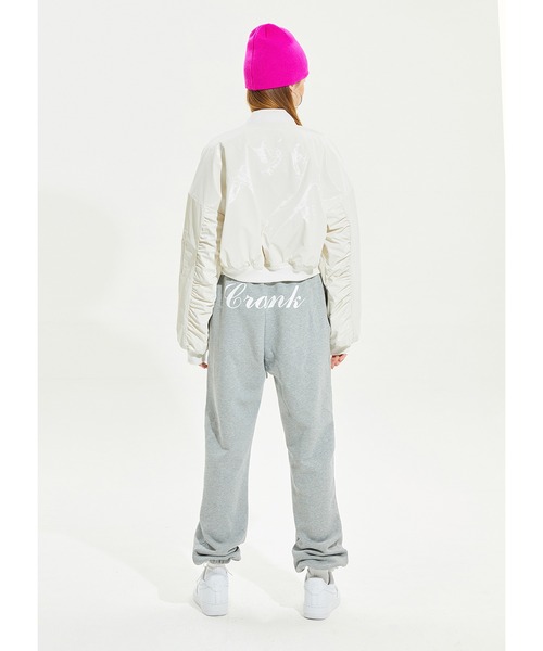 CRANK(クランク)の「A'GEM/9 × .kom『CRANK/クランク』LOGO SHORT BEANIE/ロゴデザイン ニットキャップ(ニットキャップ/ビーニー・レディース・ブラック/ピンク・FREE)」の10枚目の写真