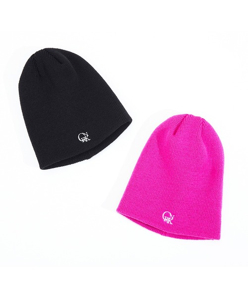 CRANK(クランク)の「A'GEM/9 × .kom『CRANK/クランク』LOGO SHORT BEANIE/ロゴデザイン ニットキャップ(ニットキャップ/ビーニー・レディース・ブラック/ピンク・FREE)」の3枚目の写真