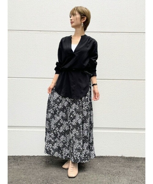 GAP（ギャップ）の「プリント マキシスカート（スカート・レディース・ベージュ系その他/ブラック系その他・L/XS/M/XXS/S）」の9枚目の写真